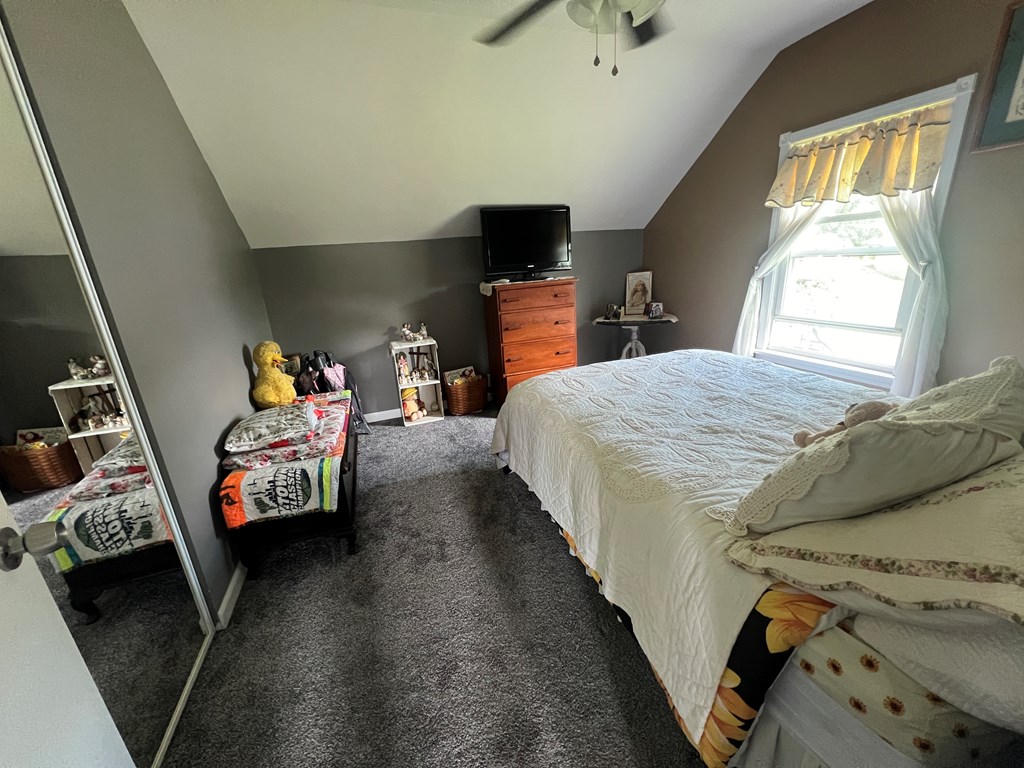 1020 Old Mercer Road Franklin, PA 16323 - Photo 8 of 24 Gallery Image 8