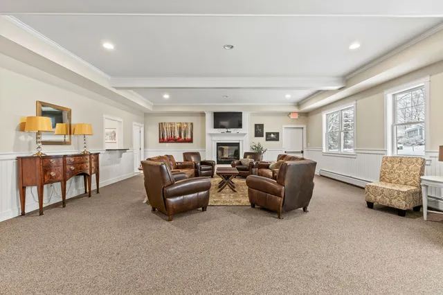 $1,150,000 | 46 Ridgewood Drive, Unit A3, Falmouth, ME 04105