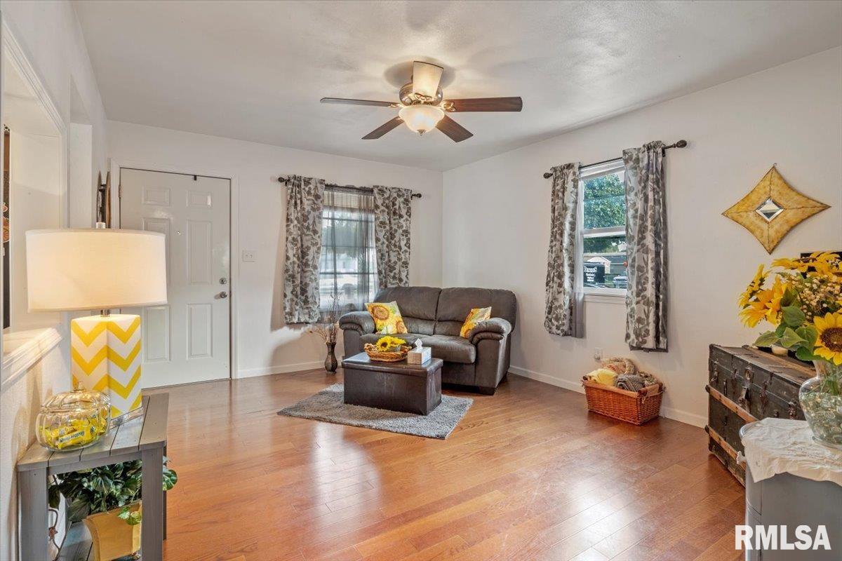 2116 East Keys Avenue Springfield, IL 62702 - Photo 6 of 30