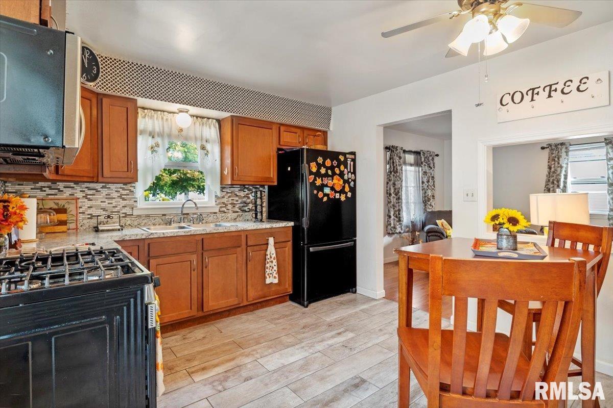 2116 East Keys Avenue Springfield, IL 62702 - Photo 10 of 30