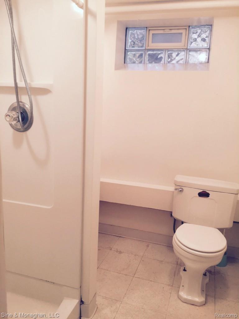731 Lincoln Road Grosse Pointe, MI 48230 - Photo 32 of 42 FullSizeRender.jpg
