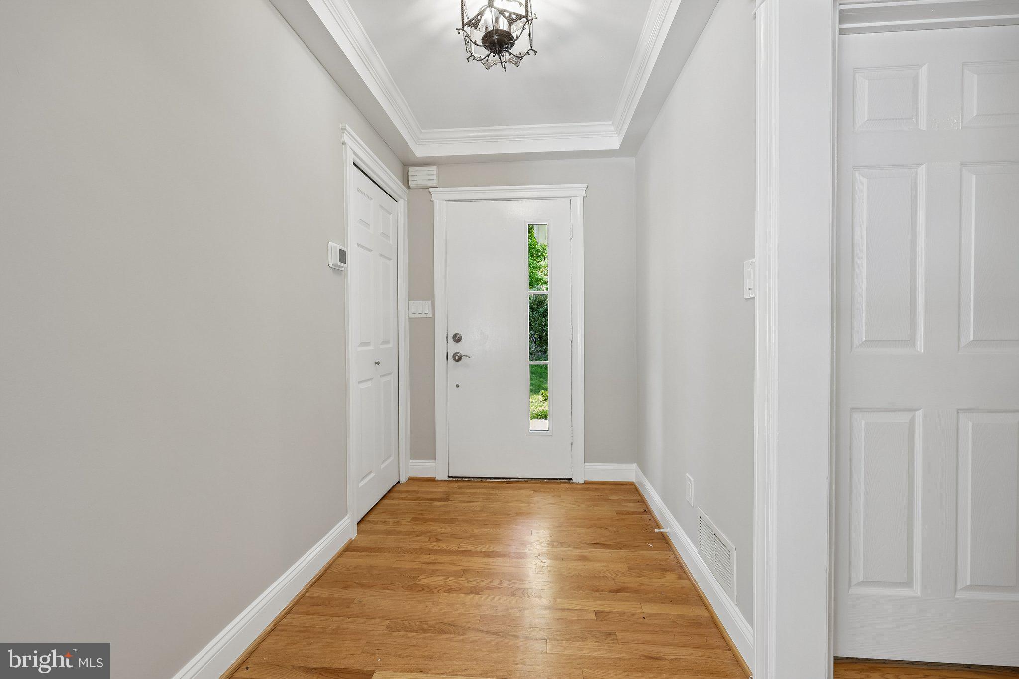 10410 Gary Road Potomac, MD 20854 - Photo 10 of 67 Welcome home