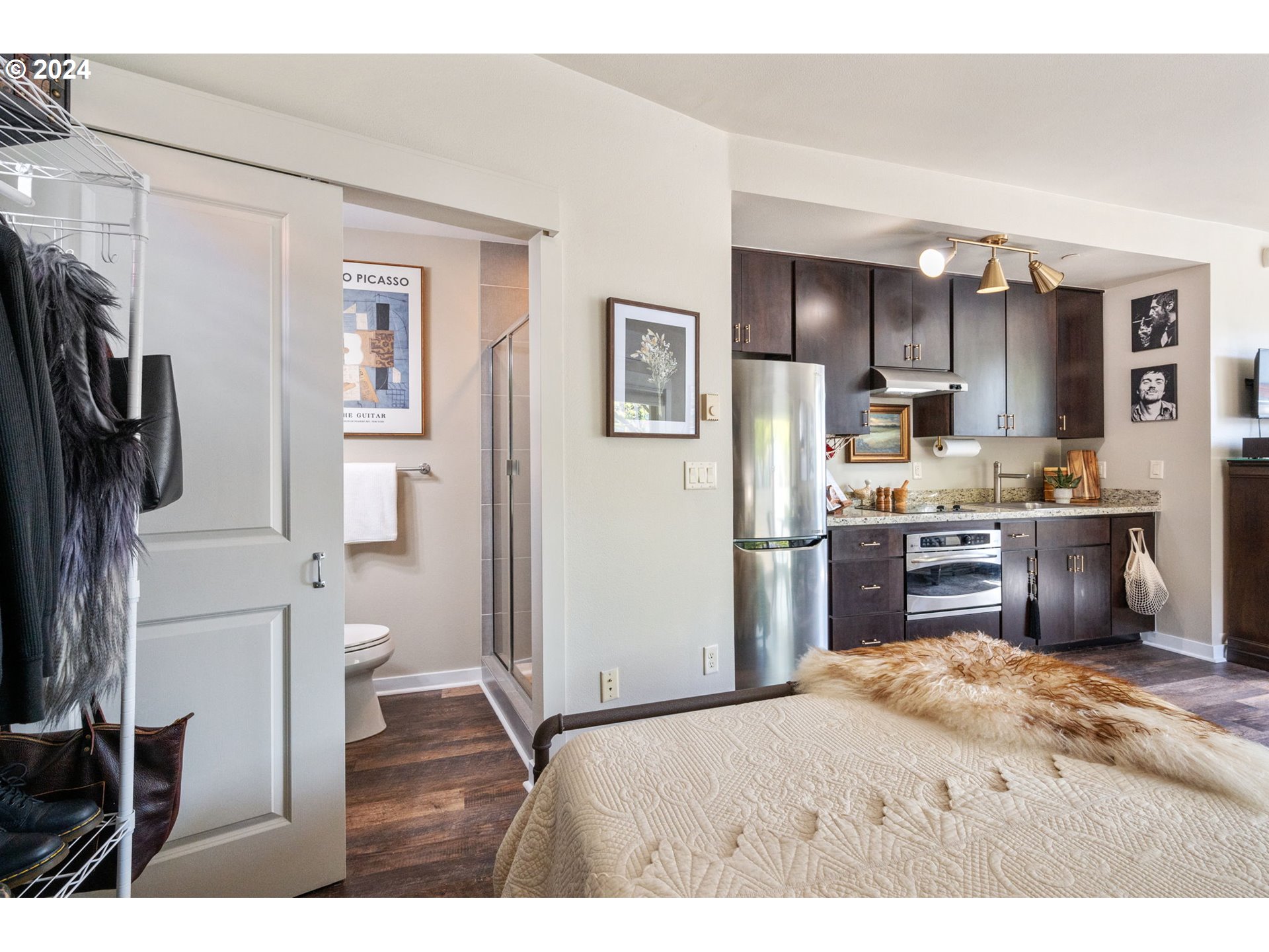 4329 Southeast Division Street, Unit A Portland, OR 97206 - Photo 17 of 29