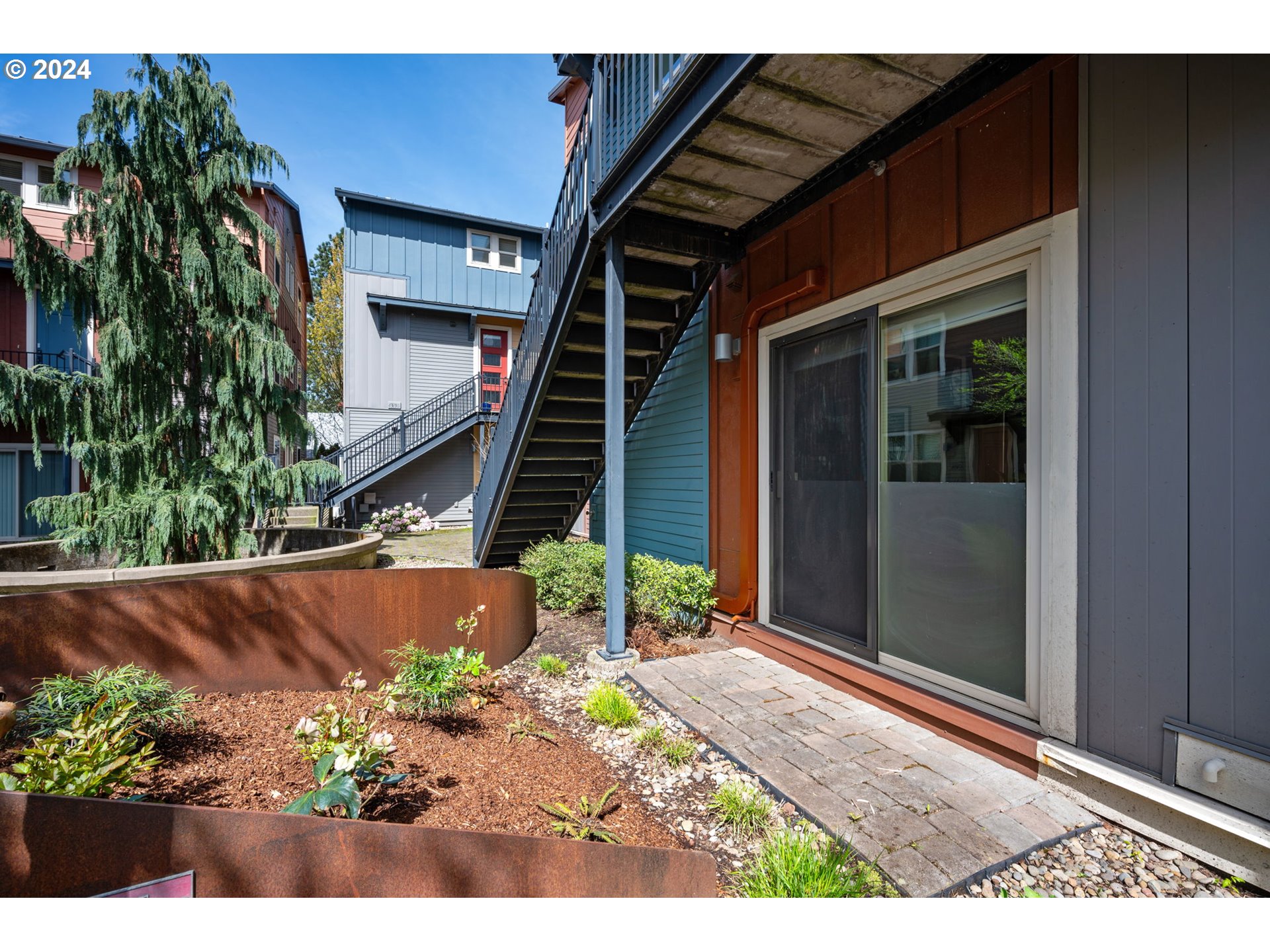 4329 Southeast Division Street, Unit A Portland, OR 97206 - Photo 22 of 29