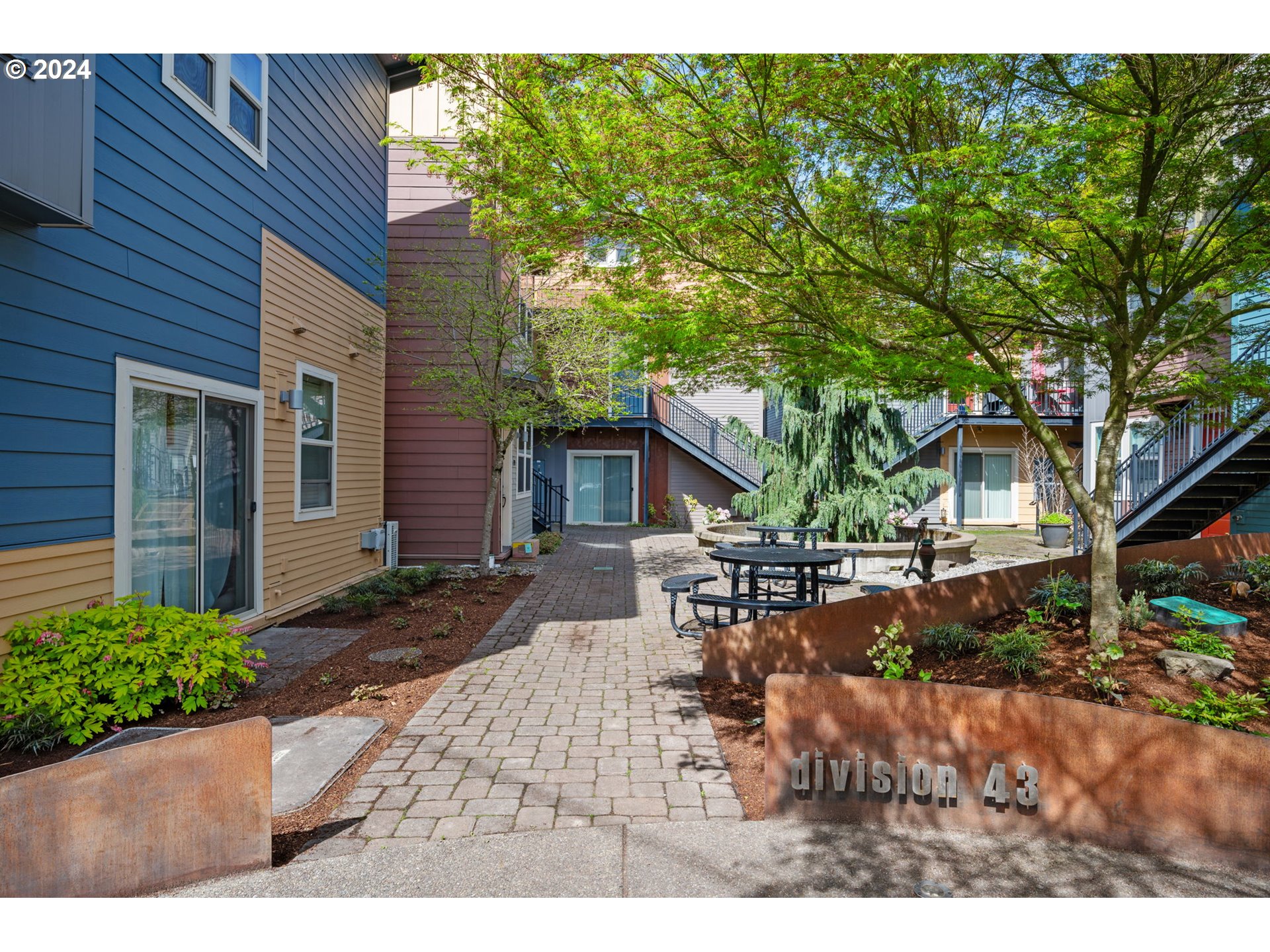 4329 Southeast Division Street, Unit A Portland, OR 97206 - Photo 23 of 29