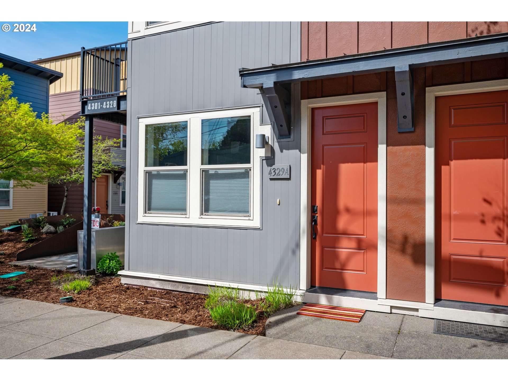 4329 Southeast Division Street, Unit A Portland, OR 97206 - Photo 3 of 29