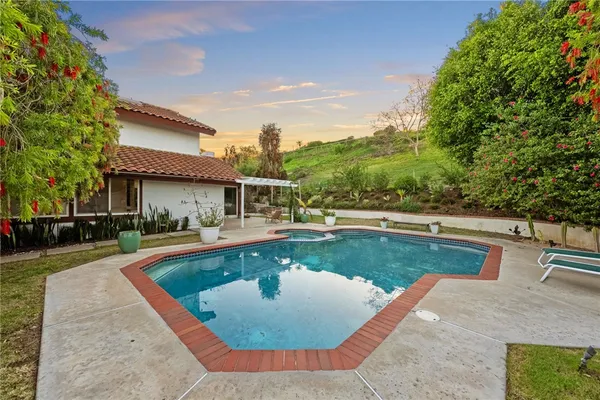 $2,999,000 | 971 San Lorenzo Court, Solana Beach, CA 92075