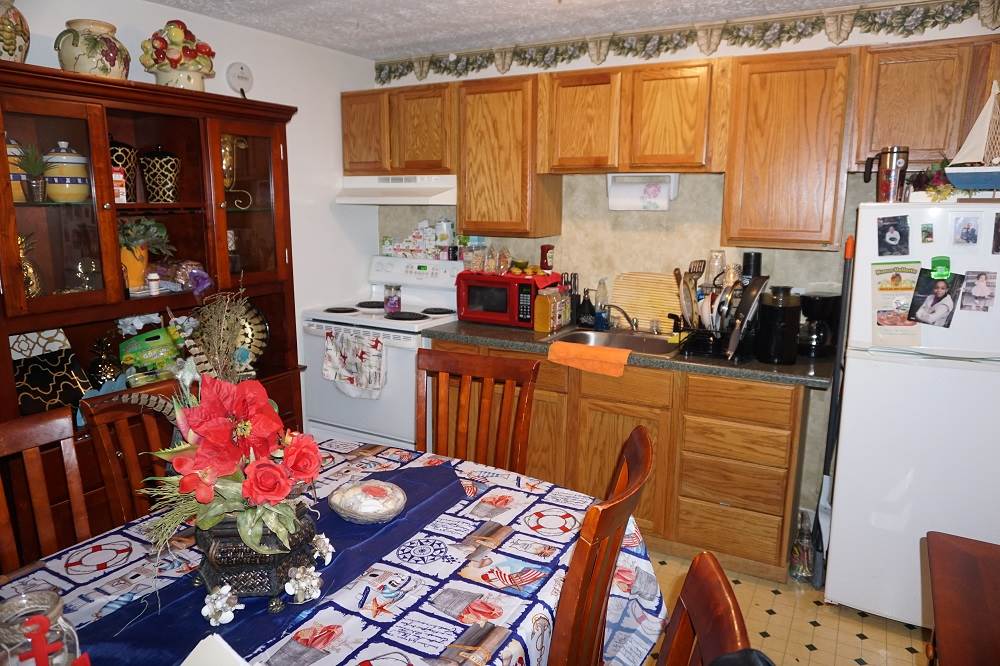 45 Log Street, Unit 3B Manchester, NH 03102 - Photo 3 of 7 Gallery Image 3
