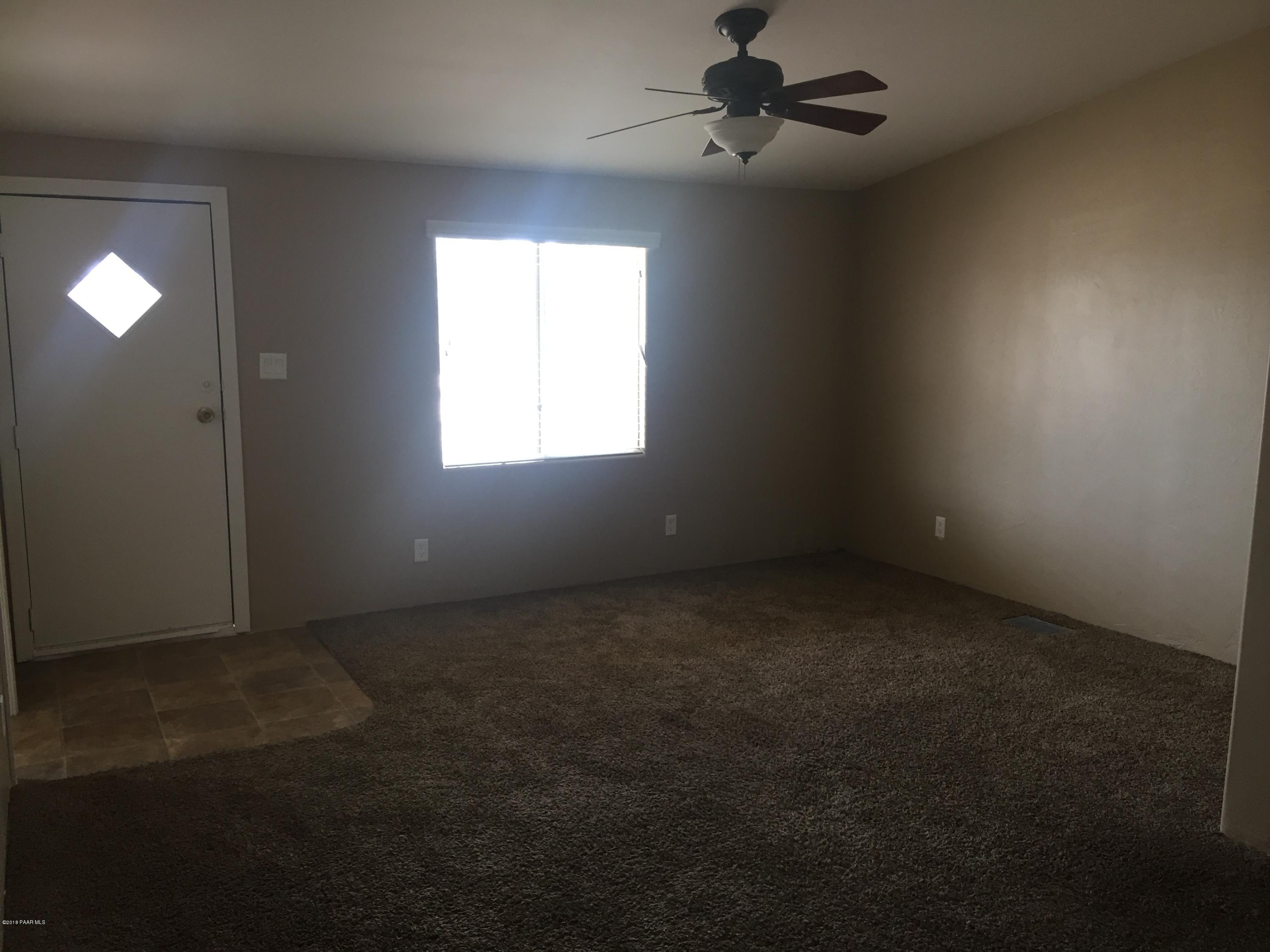 452 East Van Haven Road Paulden, AZ 86334 - Photo 3 of 13 IMG-1466