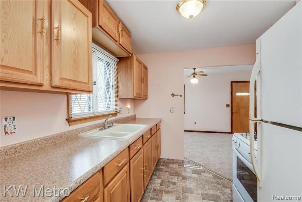 6574 North Gulley Road Dearborn Heights, MI 48127 - Photo 11 of 22