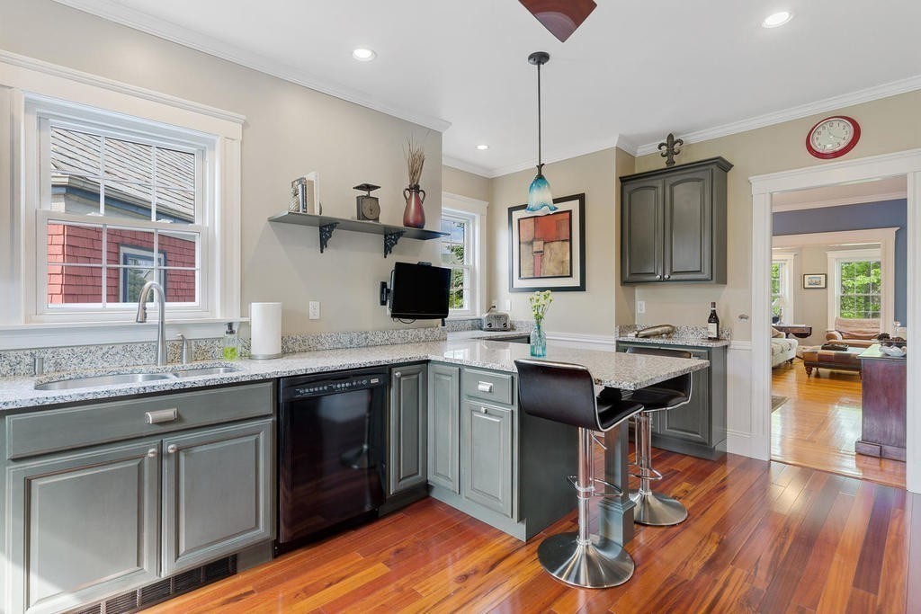140 Highland Road Somerville, MA 02144 - Photo 14 of 41 Gallery Image 14