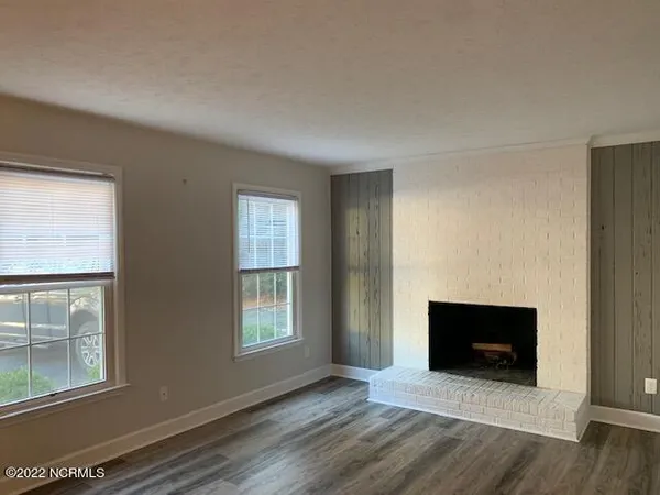 $1,900 | 477 North Ashe Street, Southern Pines, NC 28387