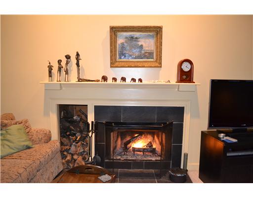 57 Asylum Road Warren, RI 02885 - Photo 4 of 20 Den/Family/Great Room.