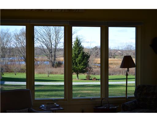 57 Asylum Road Warren, RI 02885 - Photo 5 of 20 View.