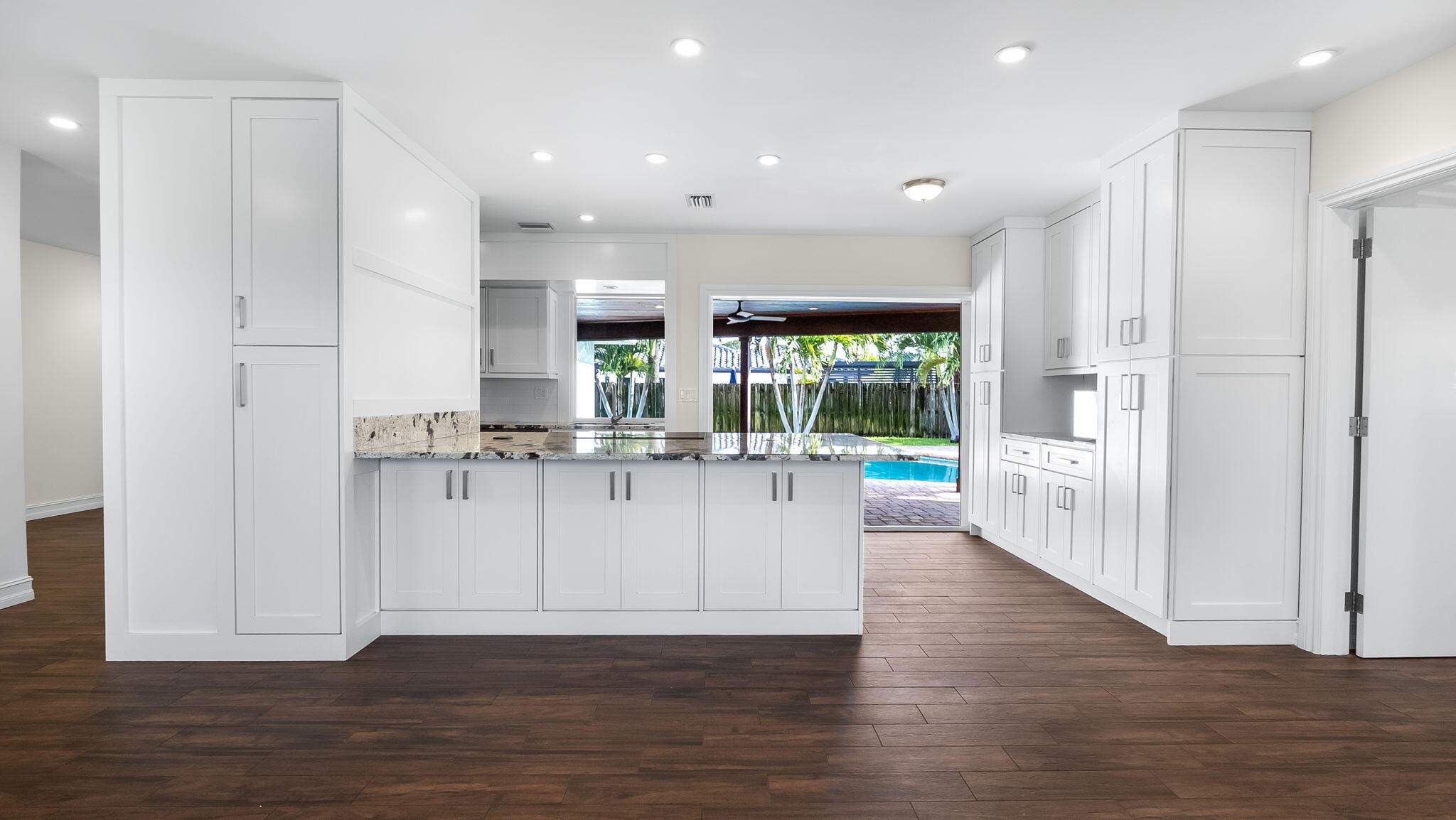 1041 Southwest 4th Street Boca Raton, FL 33486 - Photo 7 of 42 Kitchen