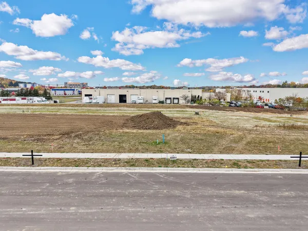 $129,900 | 304 Michelle Lane, Cottage Grove, WI 53527