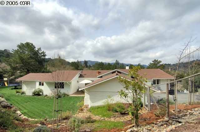 18 Ranch Road Orinda, CA 94563 - Photo 1 of 9