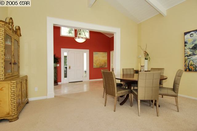 18 Ranch Road Orinda, CA 94563 - Photo 5 of 9