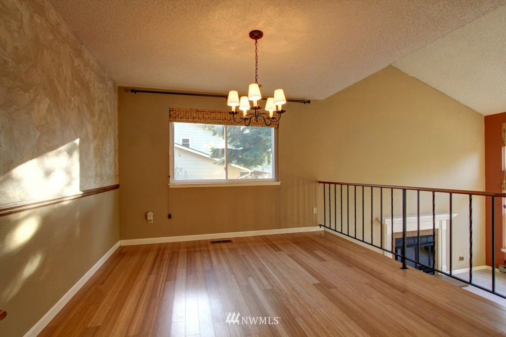 18523 132nd Place Southeast Renton, WA 98058 - Photo 9 of 15 Gallery Image 9