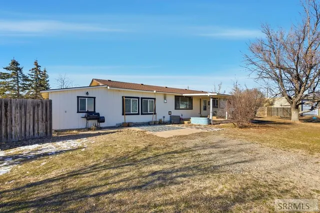 $450,000 | 1003 West 200 North, Blackfoot, ID 83221