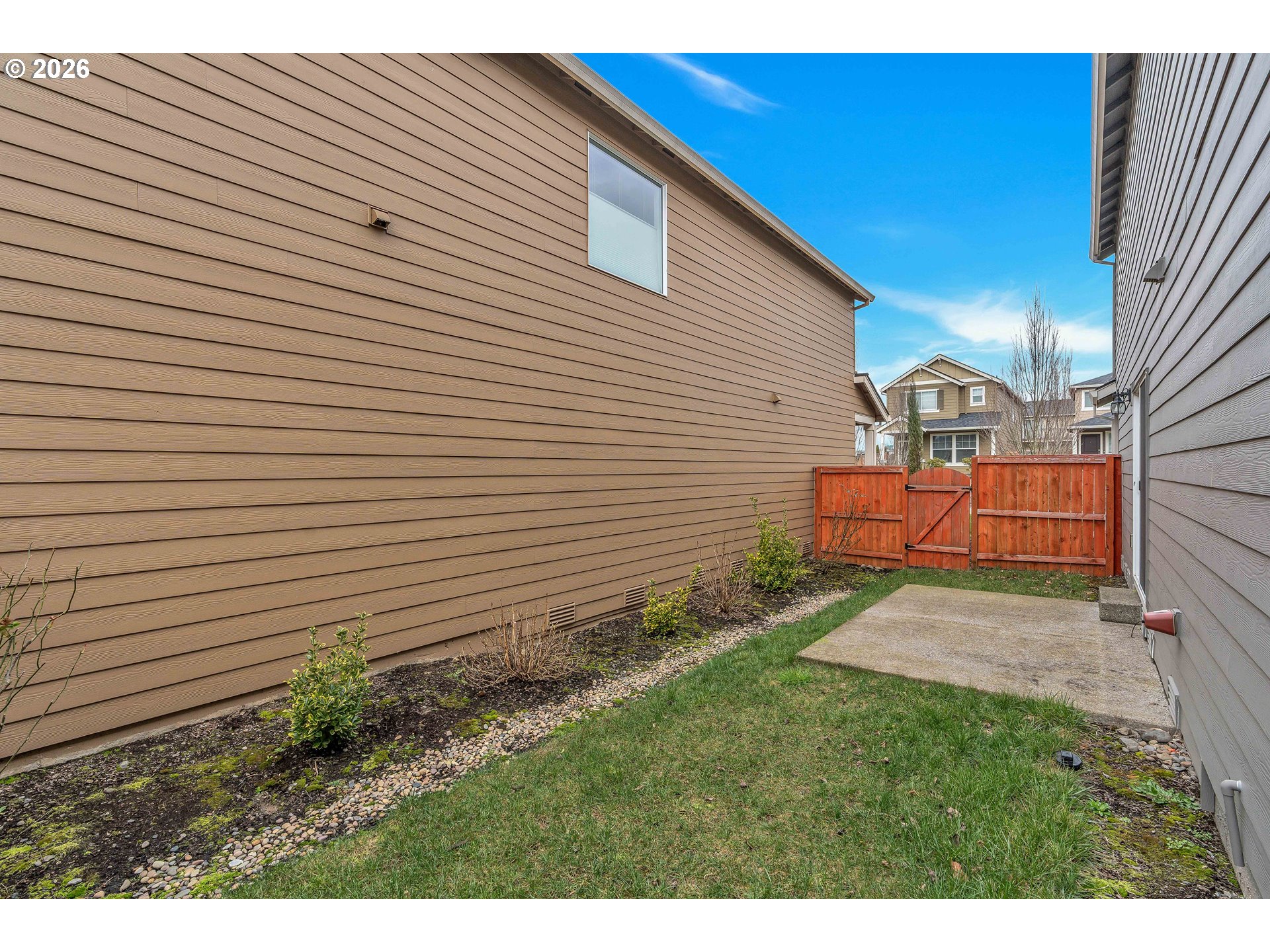 2137 Southeast 15th Alley Gresham, OR 97080 - Photo 32 of 44 a view of backyard with a garden