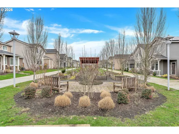 a view of a yard in front of a house