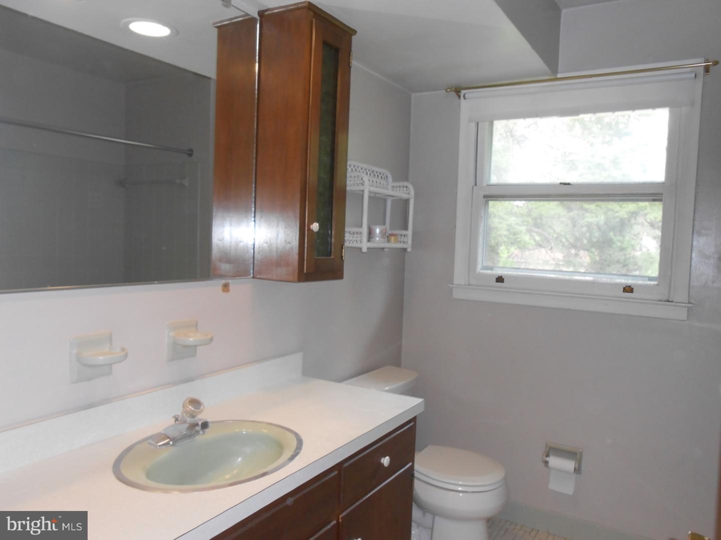 3535 Rosewood Road Reading, PA 19605 - Photo 15 of 25 Gallery Image 15