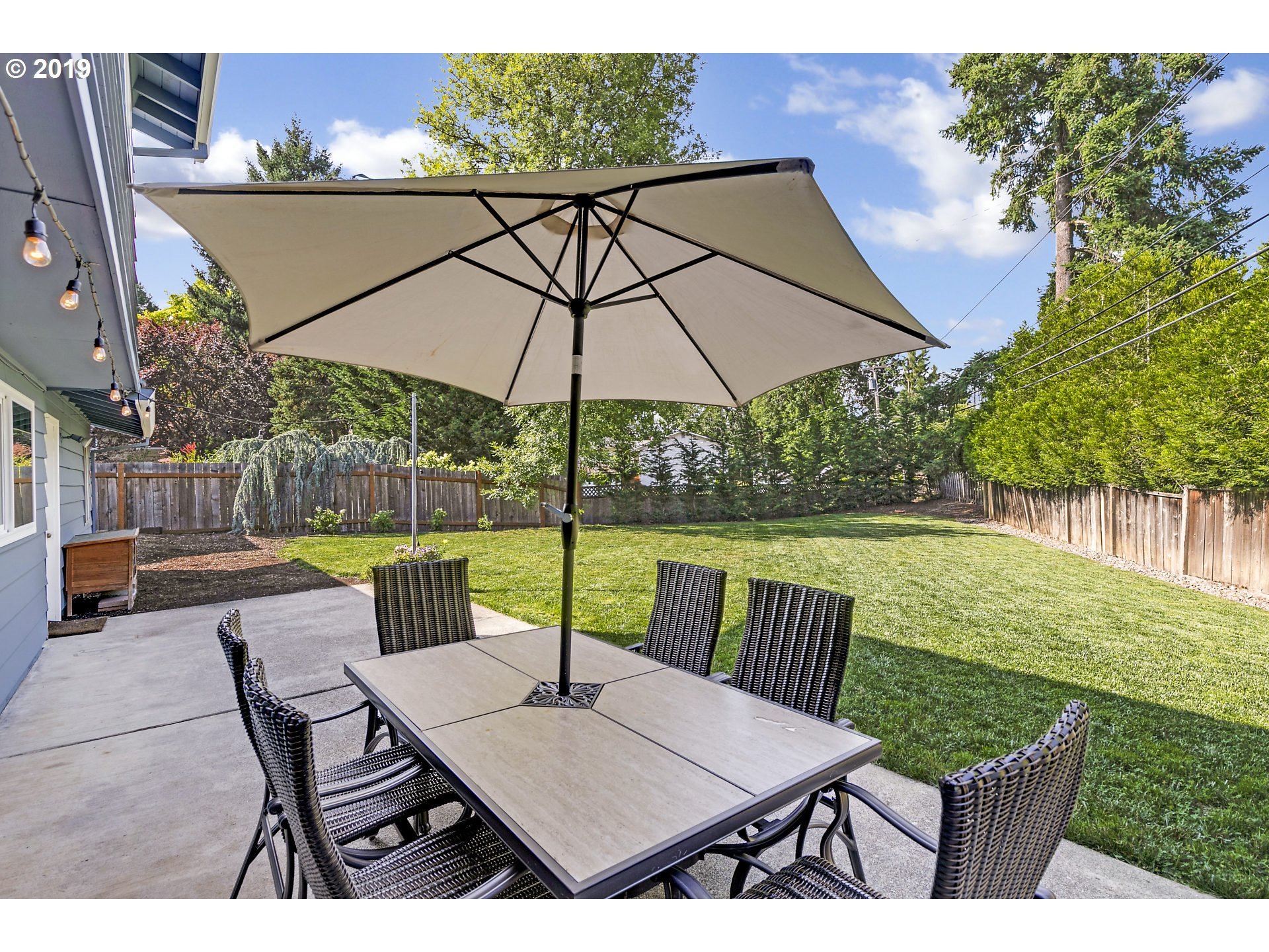 9200 Southwest Jamieson Road Beaverton, OR 97005 - Photo 24 of 28 Backyard
