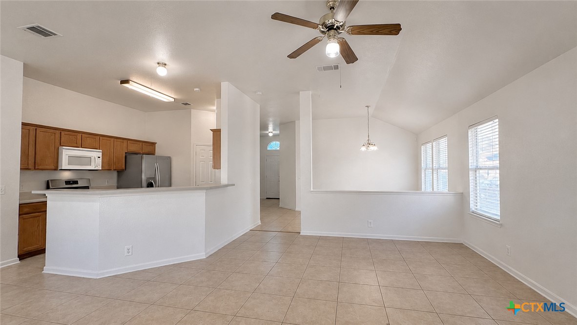 104 Evergreen Circle Georgetown, TX 78626 - Photo 6 of 18