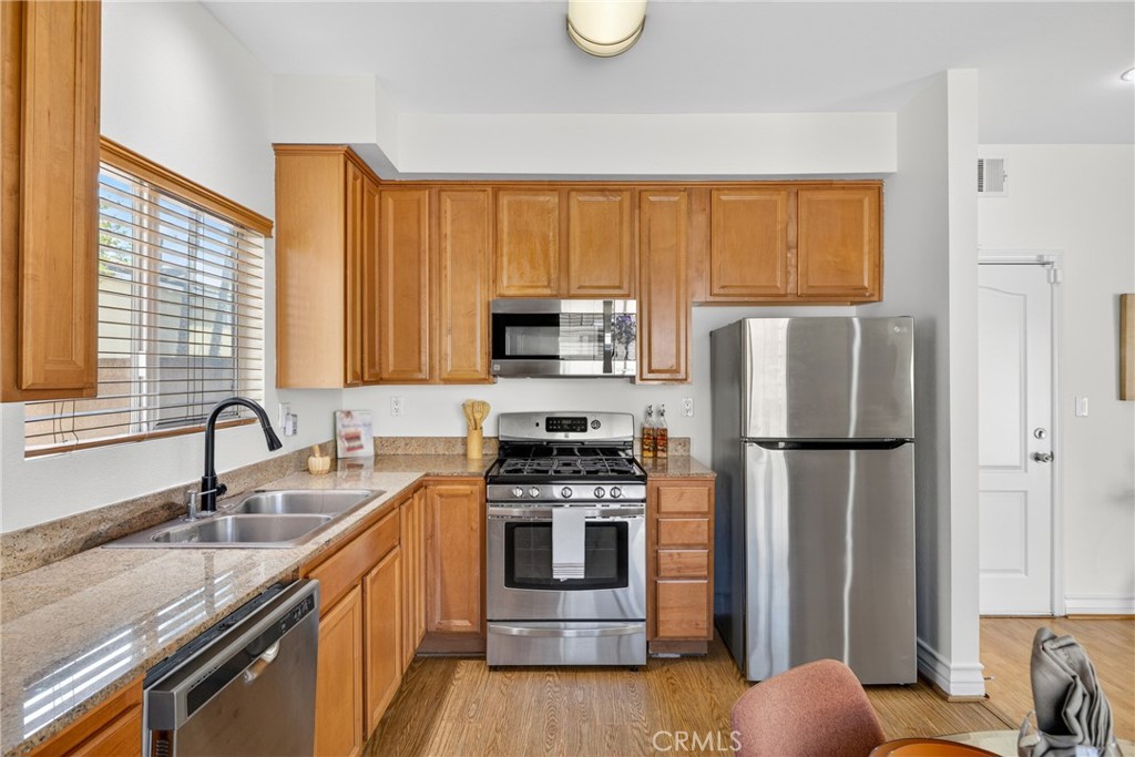 1216 Ashmill Street Carson, CA 90745 - Photo 14 of 48