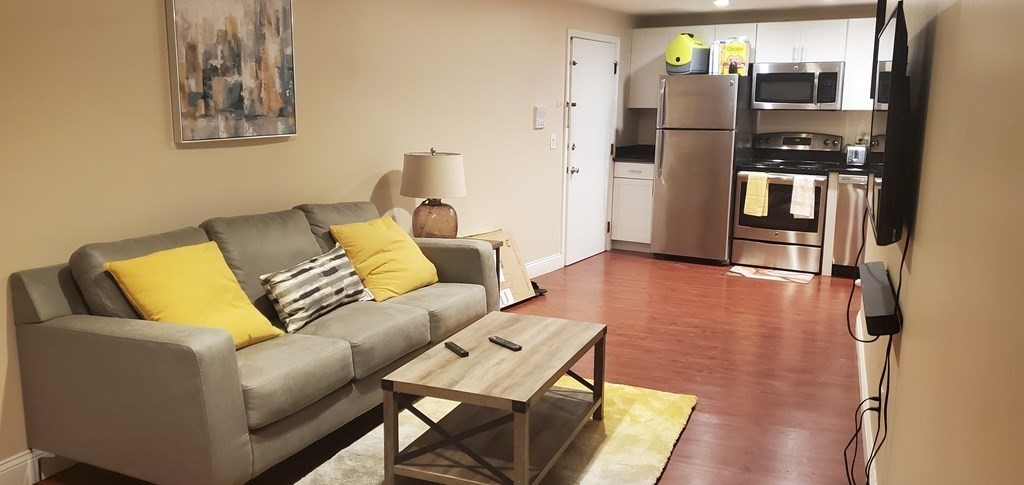 1 Old Colony Road, Unit 210 Mansfield, MA 02048 - Photo 2 of 9