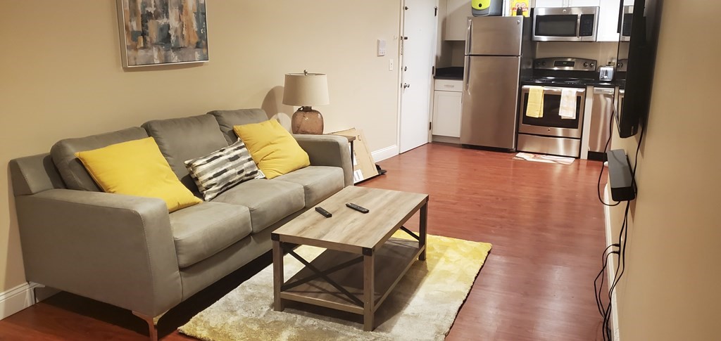 1 Old Colony Road, Unit 210 Mansfield, MA 02048 - Photo 4 of 9