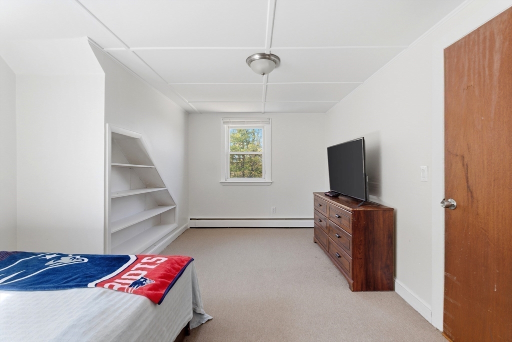 11 Cannon Rock Road Lynn, MA 01904 - Photo 18 of 29