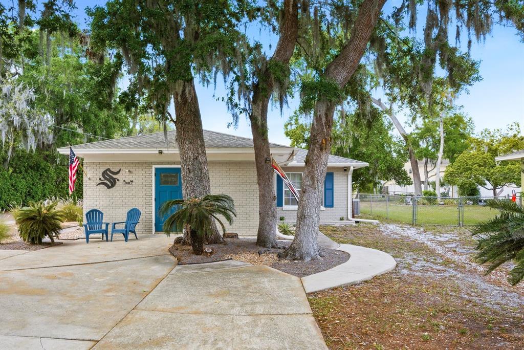 5639 Tennessee Avenue New Port Richey, FL 34652 - Photo 1 of 54