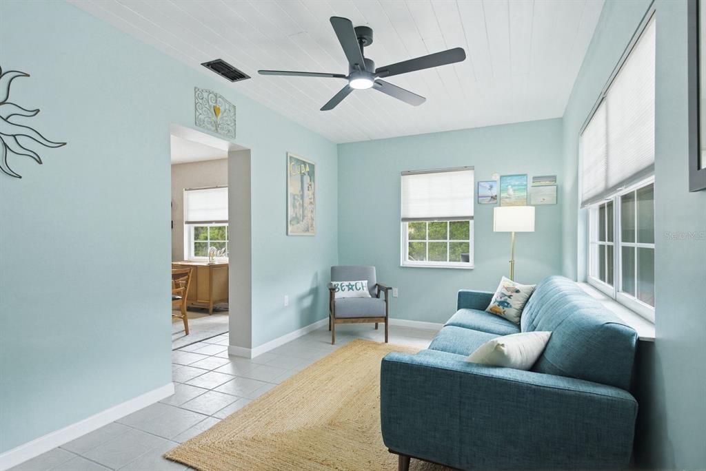 5639 Tennessee Avenue New Port Richey, FL 34652 - Photo 15 of 54