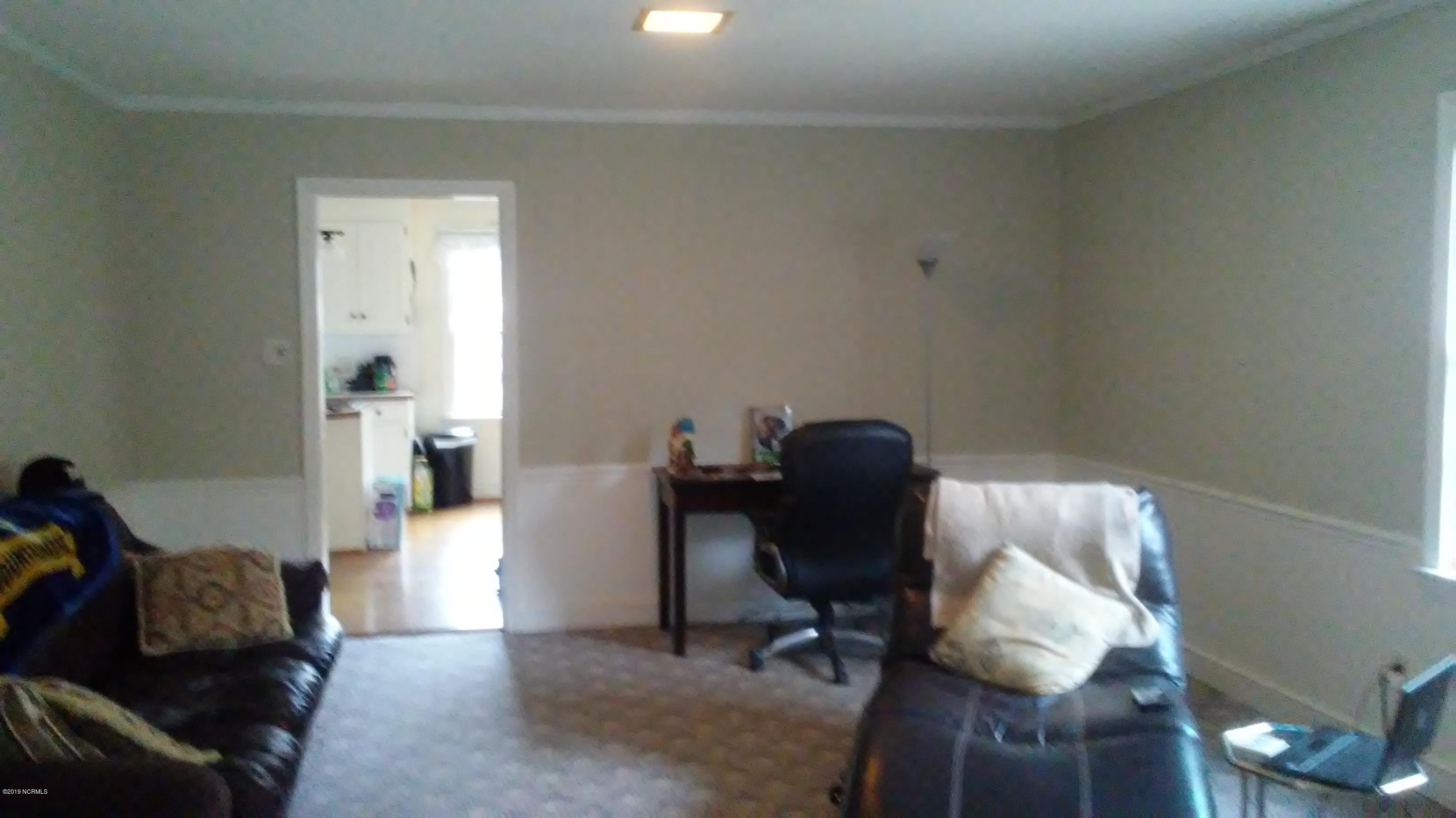 2300 Hodges Road Kinston, NC 28504 - Photo 5 of 31 0112191049