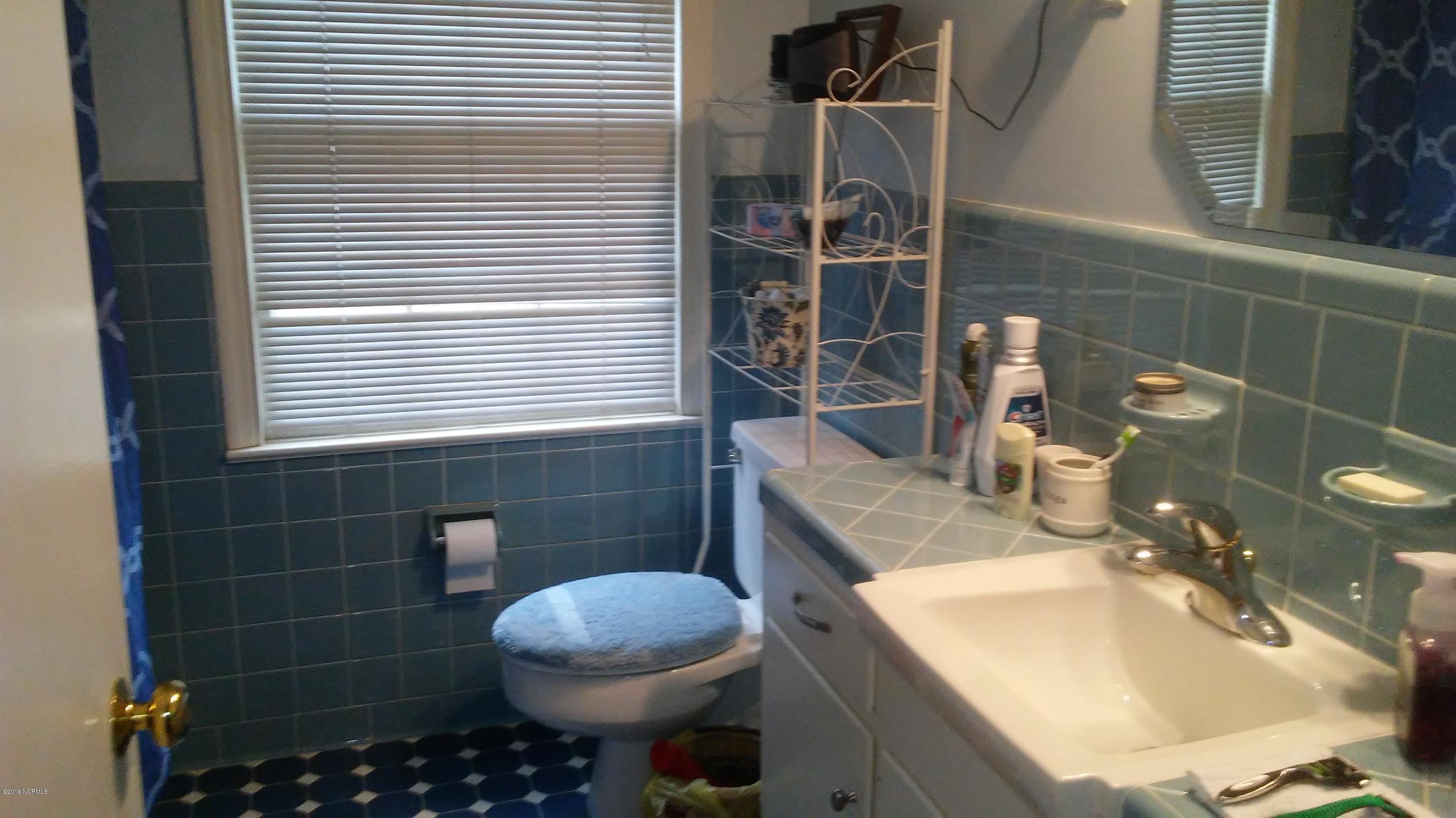 2300 Hodges Road Kinston, NC 28504 - Photo 9 of 31 0112191052b