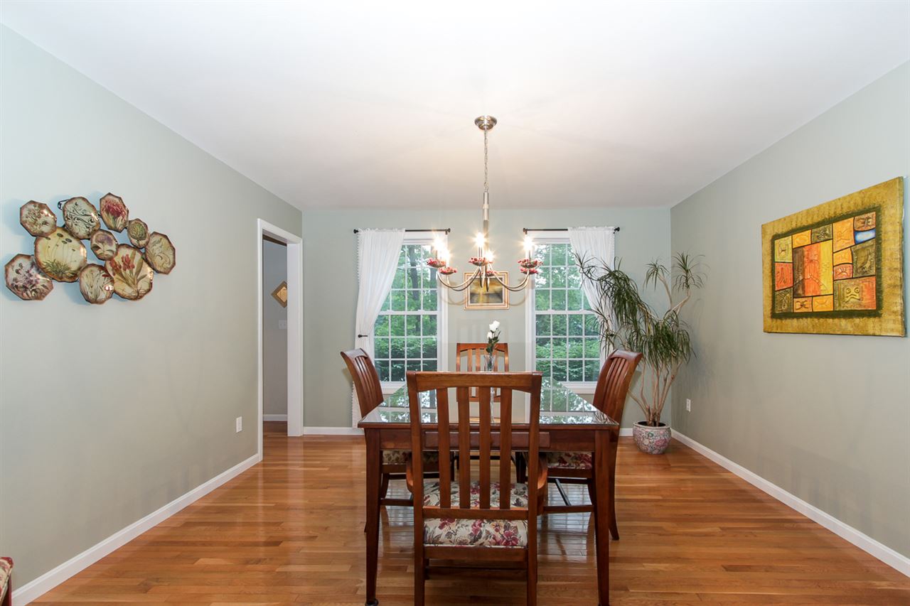 31 Mitchell Pond Road Windham, NH 03087 - Photo 11 of 28