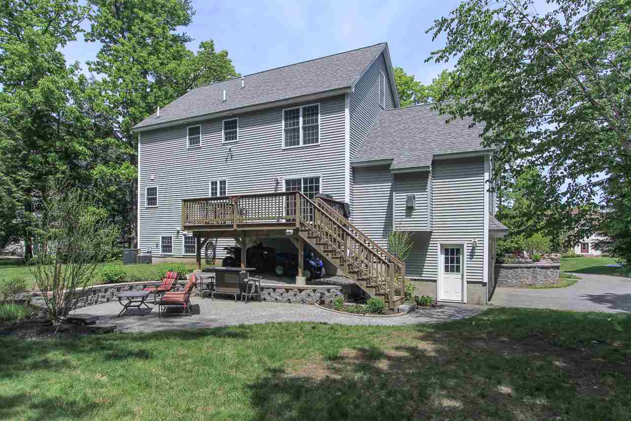31 Mitchell Pond Road Windham, NH 03087 - Photo 3 of 28