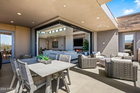 $2,575,000 | 37200 North Cave Creek Road, Unit 2124, Scottsdale, AZ 85262