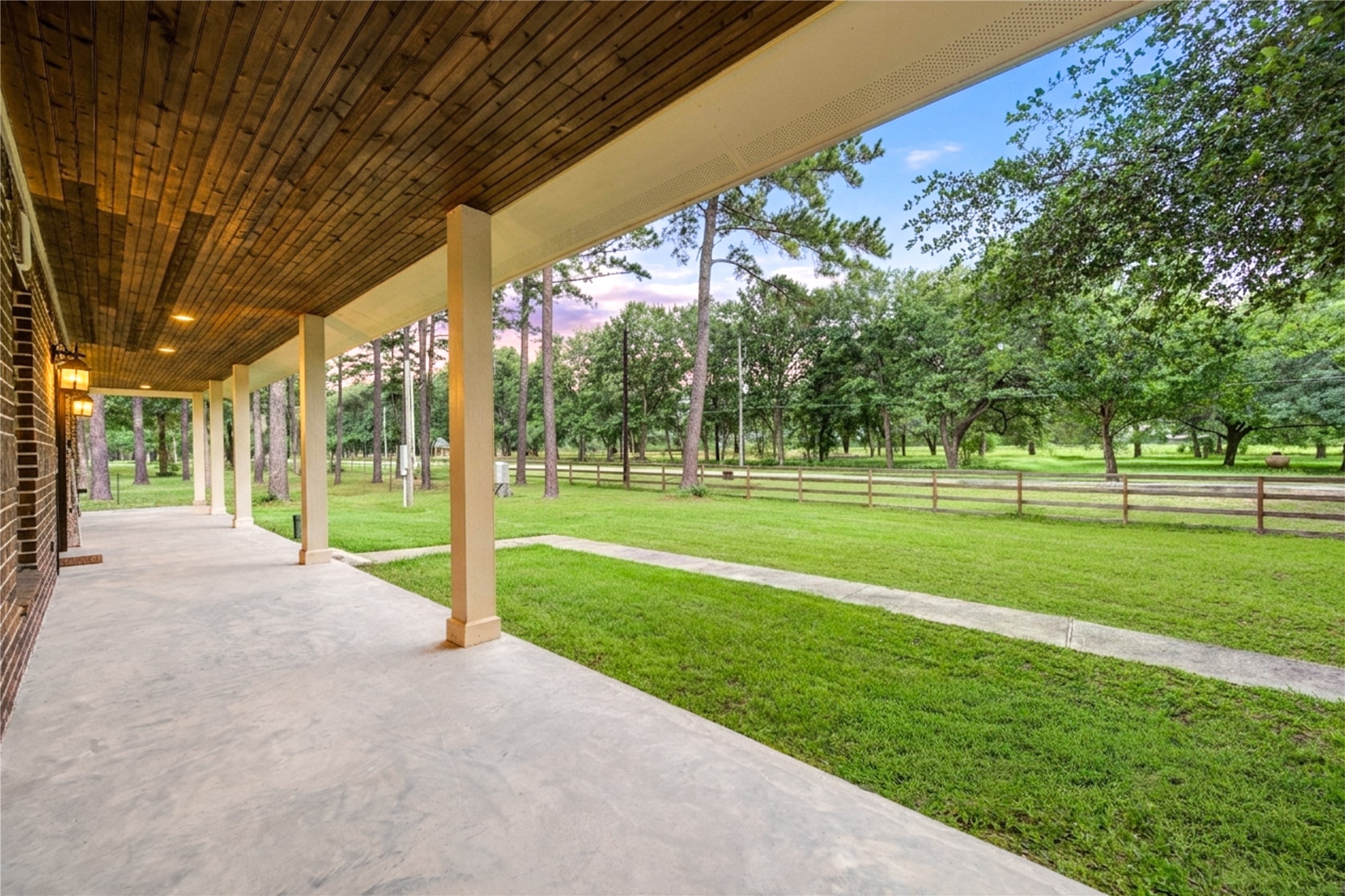 20531 Faye Tomball, TX 77377 - Photo 41 of 43 a view of a volley ball court