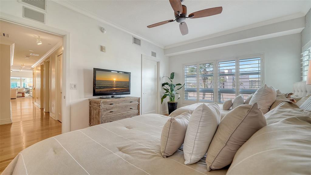 6512 Midnight Pass Road, Unit 206 Sarasota, FL 34242 - Photo 18 of 35