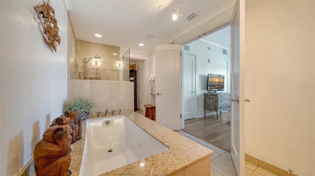 6512 Midnight Pass Road, Unit 206 Sarasota, FL 34242 - Photo 23 of 35