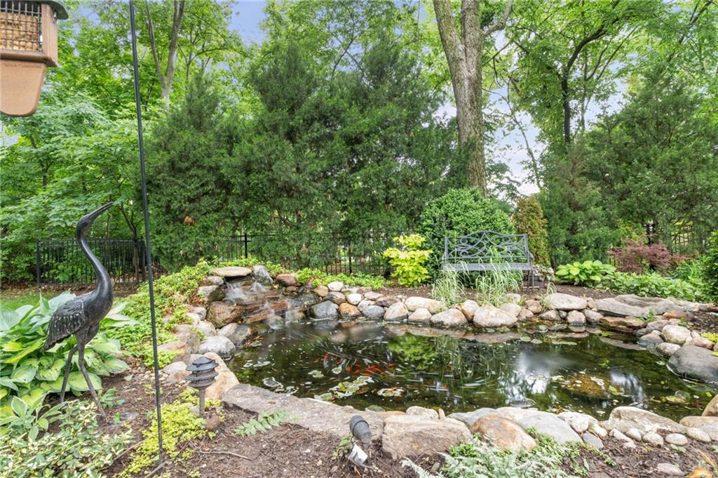 6816 Longview Road Shawnee, KS 66218 - Photo 12 of 58