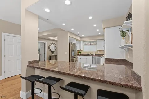 $1,225,000 | 120 Country Club Drive, Unit 59, Incline Village, NV 89451