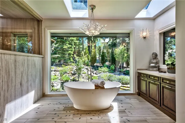 $13,888,888 | 708 Champagne Road, Incline Village, NV 89451