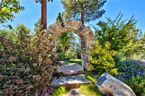 $13,888,888 | 708 Champagne Road, Incline Village, NV 89451