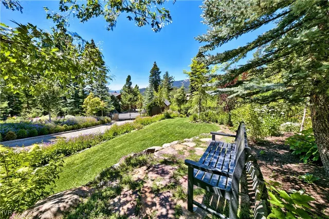 $13,888,888 | 708 Champagne Road, Incline Village, NV 89451