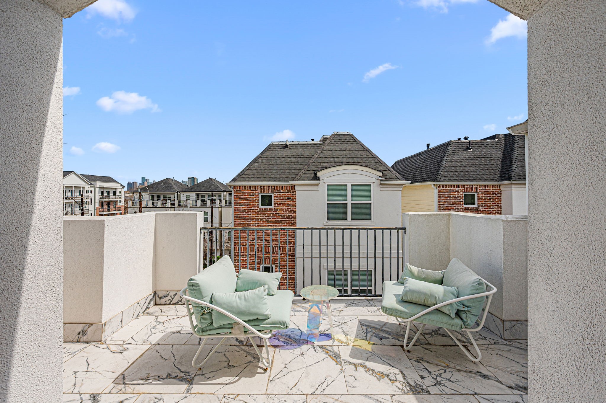 1842 Colquitt Street Houston, TX 77098 - Photo 31 of 42 a view of a chairs and table in patio