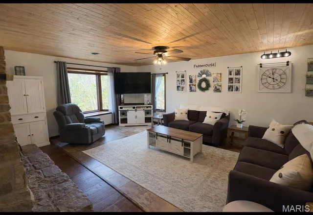 $265,000 | 5111 Highway Z Houston Mo 65483, Houston, MO 65483